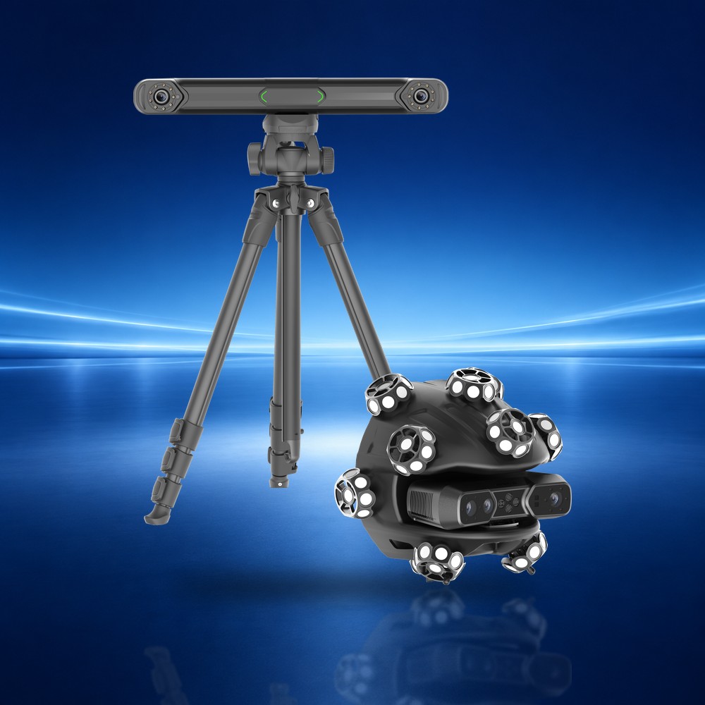 Shining 3D EinScan Trak tracker on tripod with spherical scanner