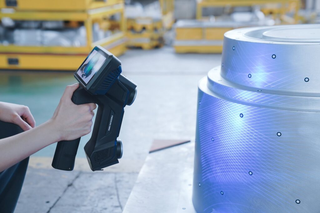 FreeScan Omni scanning heavy shoe moulds on site