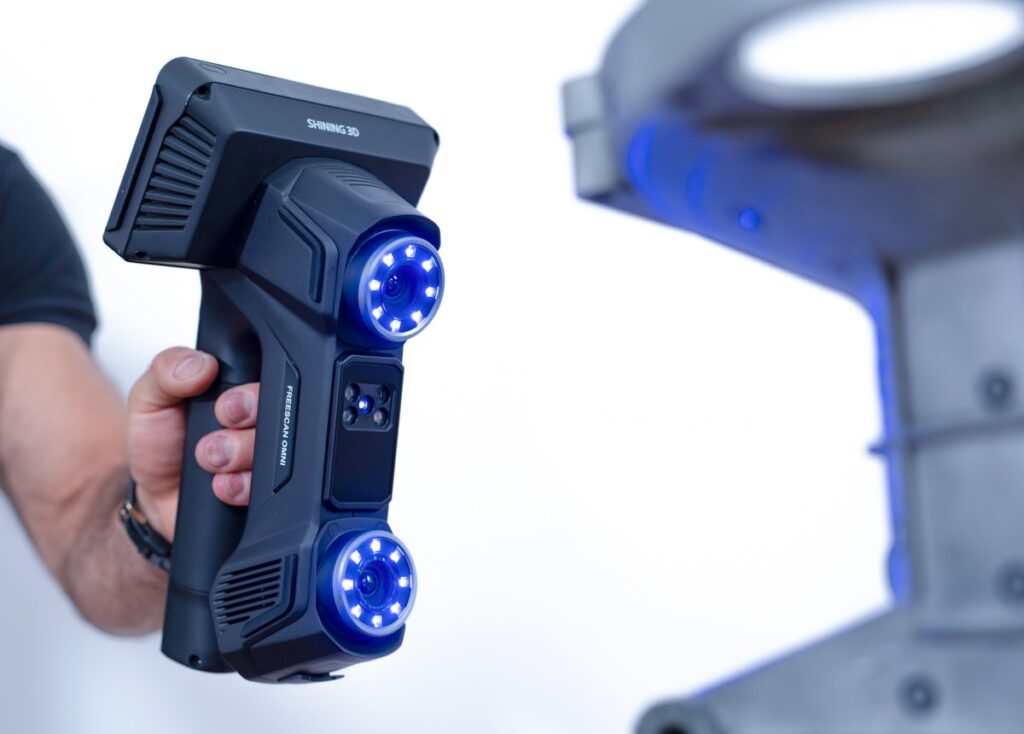 FreeScan Omni with swappable battery pack